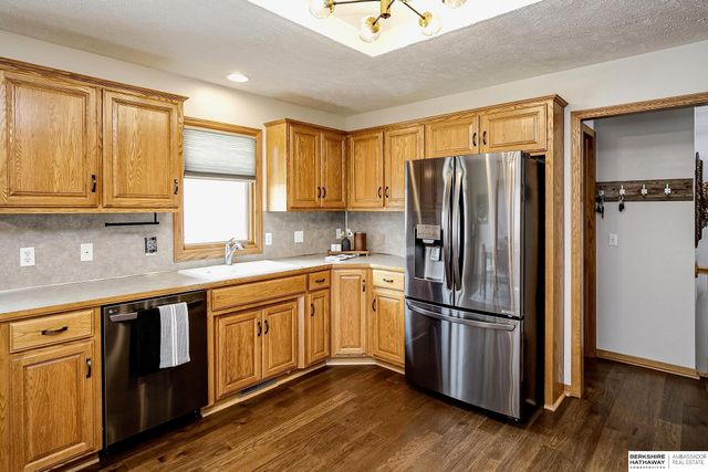 10910 S 210th Street, Gretna, NE 68028