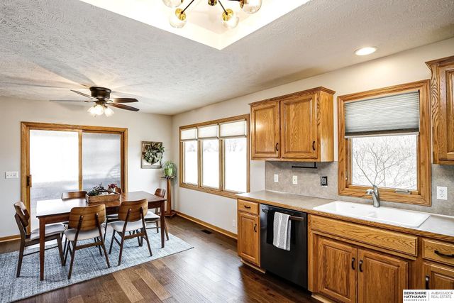 10910 S 210th Street, Gretna, NE 68028