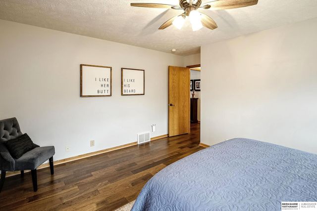 10910 S 210th Street, Gretna, NE 68028