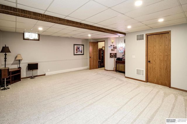 10910 S 210th Street, Gretna, NE 68028