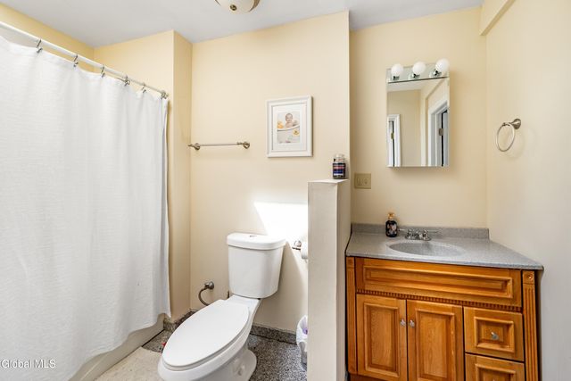 1887 Fiero Avenue, Rotterdam, NY 12303