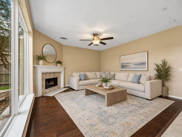7614 Broken Oak Lane, Sugar Land, TX 77479