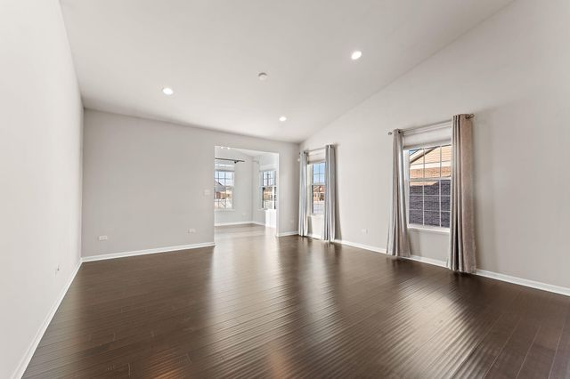 10384 Redwood Drive, St. John, IN 46373