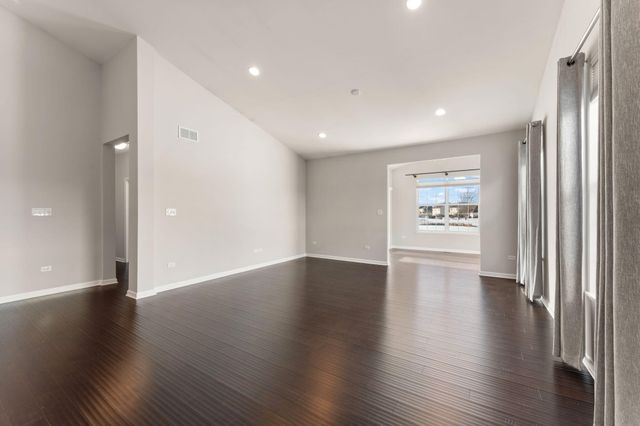 10384 Redwood Drive, St. John, IN 46373