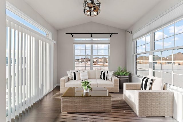 10384 Redwood Drive, St. John, IN 46373