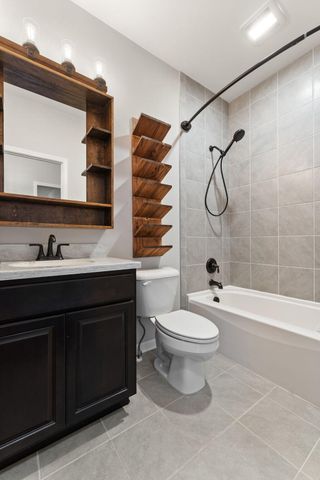 10384 Redwood Drive, St. John, IN 46373