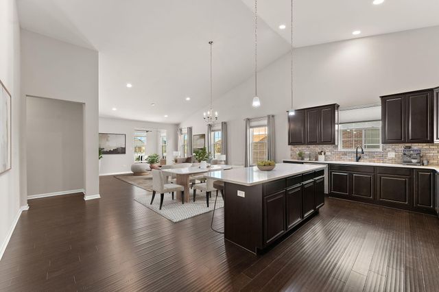 10384 Redwood Drive, St. John, IN 46373