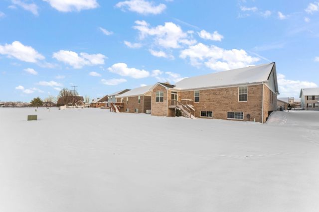 10384 Redwood Drive, St. John, IN 46373