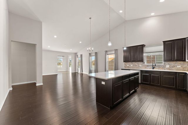 10384 Redwood Drive, St. John, IN 46373