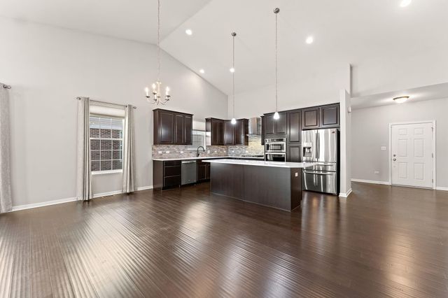 10384 Redwood Drive, St. John, IN 46373