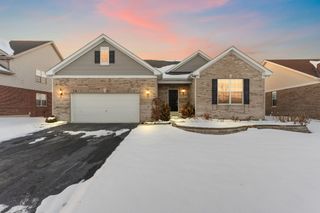 10384 Redwood Drive, St. John, IN 46373
