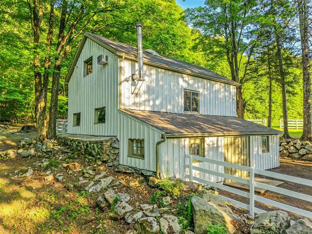 926 Peekskill Hollow Road, Putnam Valley, NY 10579