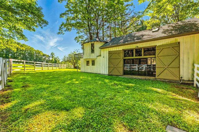 926 Peekskill Hollow Road, Putnam Valley, NY 10579