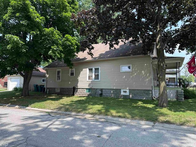 2417 Division Street, Port Huron Twp, MI 48060