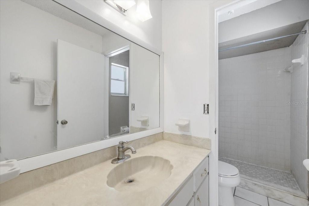 Image 20 of property listing at 16330 BONNEVILLE DRIVE, Tampa, FL 33624