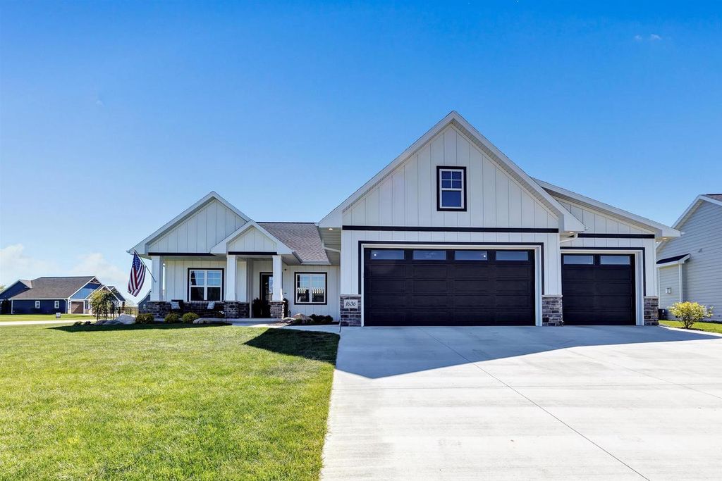 1636 DRUSILLAS WAY, Green Bay, WI 54313