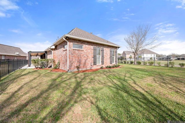 25836 Royal Troon Ave, Denham Springs, LA 70726