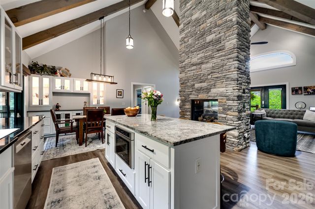 275 Rivers Whisper Lane, Franklin, NC 28734