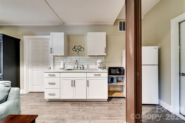 275 Rivers Whisper Lane, Franklin, NC 28734