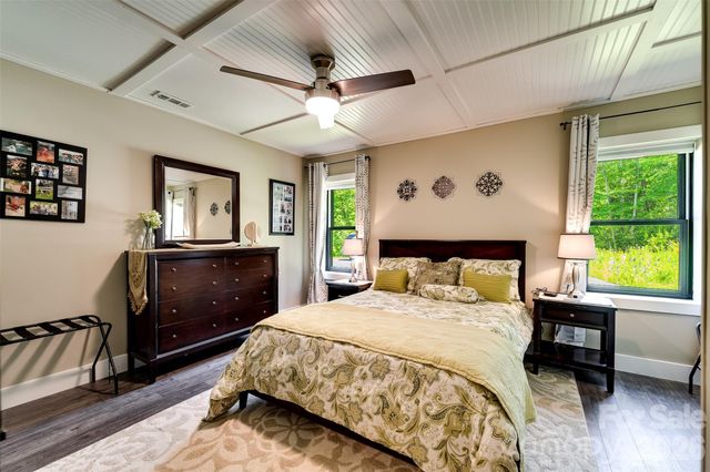 275 Rivers Whisper Lane, Franklin, NC 28734