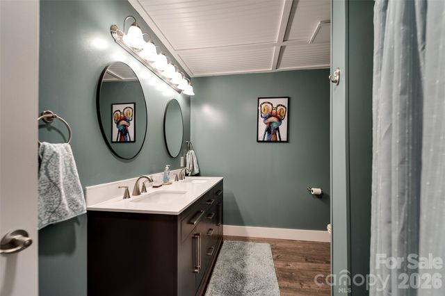 275 Rivers Whisper Lane, Franklin, NC 28734