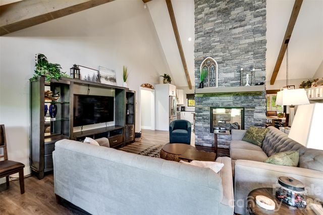 275 Rivers Whisper Lane, Franklin, NC 28734