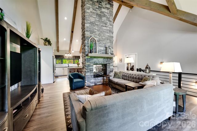 275 Rivers Whisper Lane, Franklin, NC 28734