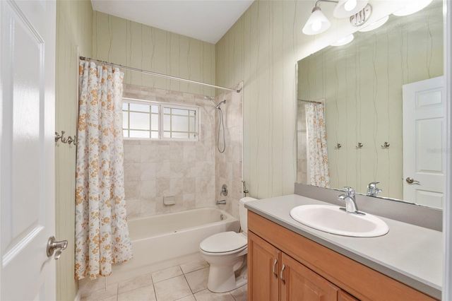 14273 NW 29TH AVENUE, Gainesville, FL 32606