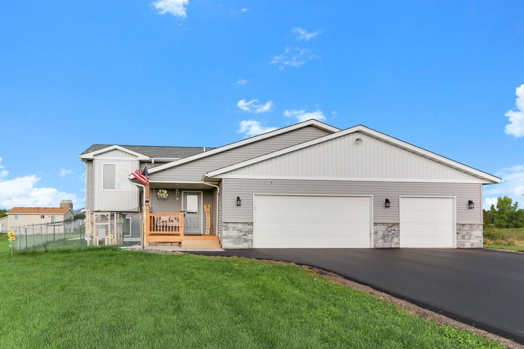 48076 Autumn Court, Nessel Twp, MN 55080