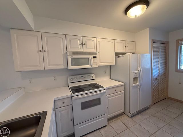 5747 Main Street, Lexington, MI 48450