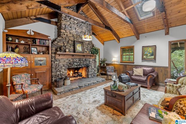 860 SWEET APPLE ROAD, Pell City, AL 35128