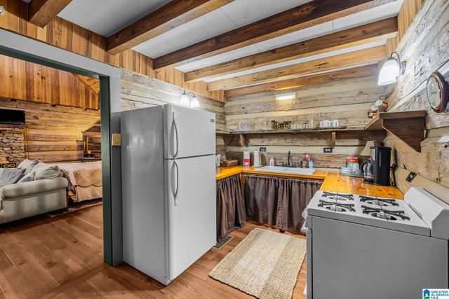 860 SWEET APPLE ROAD, Pell City, AL 35128