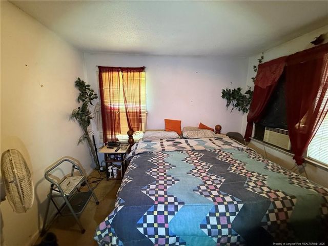 112 Victoria Drive, Parkton, NC 28371