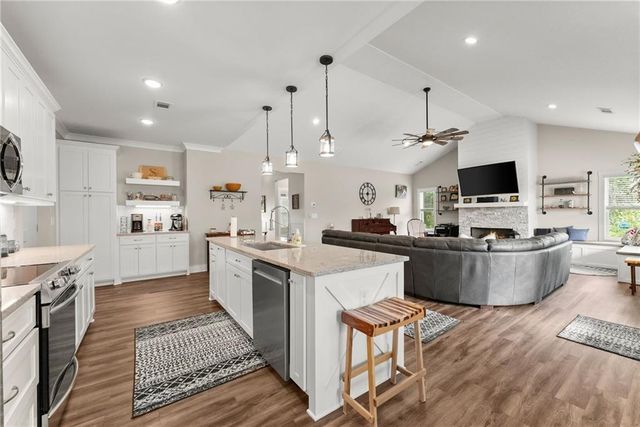 5728 Brickhampton Court, Clermont, GA 30527