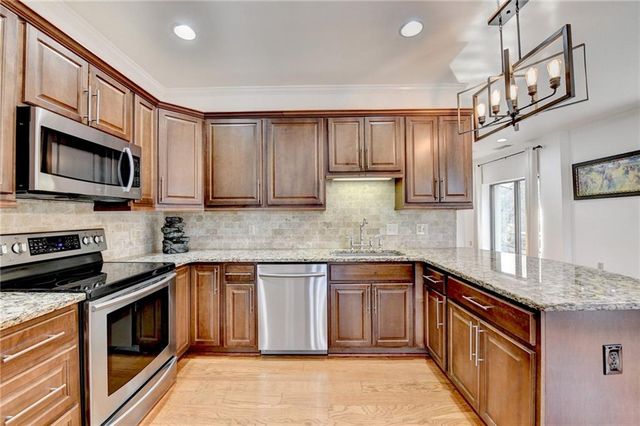 2865 Lenox NE Road 409, Atlanta, GA 30324