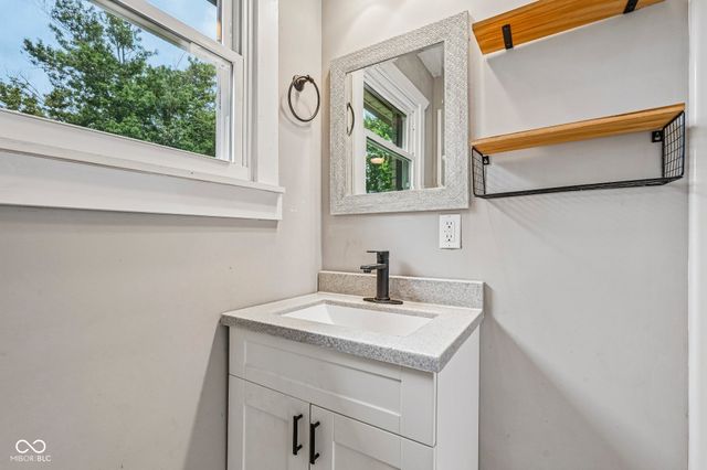 3910 Adams Drive, Martinsville, IN 46151