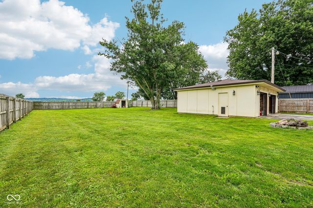 3910 Adams Drive, Martinsville, IN 46151