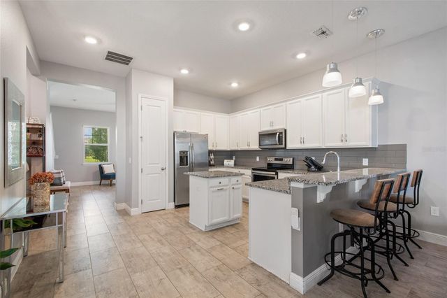 2241 WHITE FEATHER LOOP, Winter Garden, FL 34787