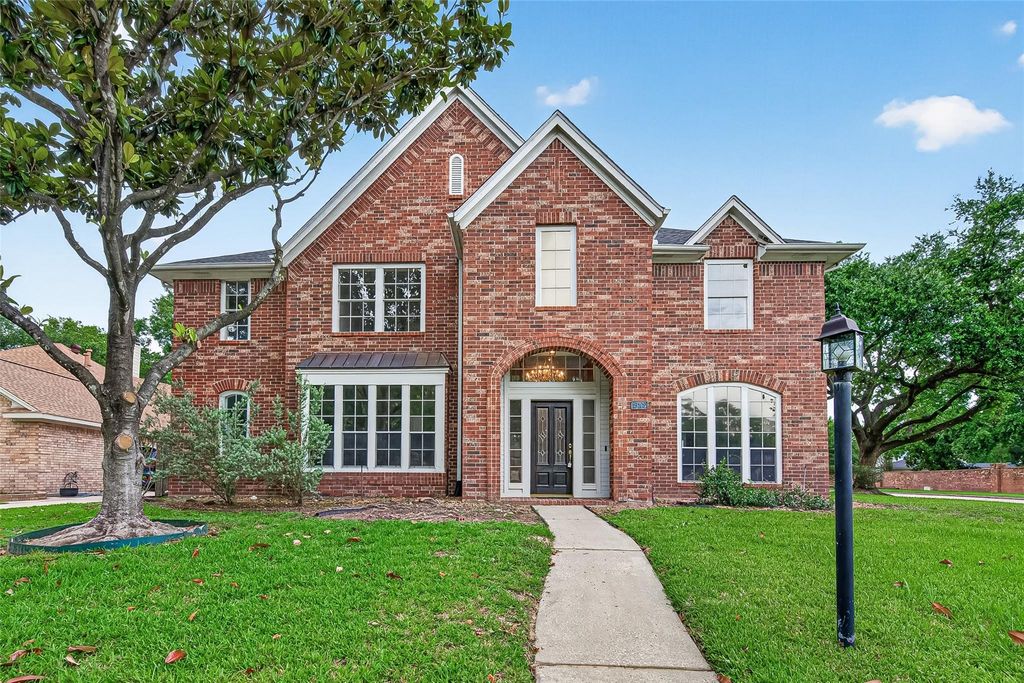 19102 Weeping Oak Court, Spring, TX 77388