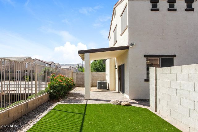 1346 E DUNBAR Drive, Phoenix, AZ 85042