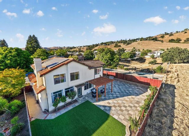 2729 Mira Bella Circle, Morgan Hill, CA 95037