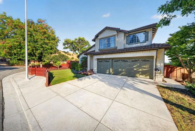 2729 Mira Bella Circle, Morgan Hill, CA 95037