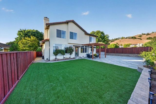 2729 Mira Bella Circle, Morgan Hill, CA 95037