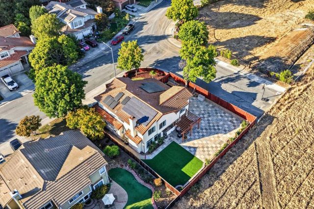 2729 Mira Bella Circle, Morgan Hill, CA 95037