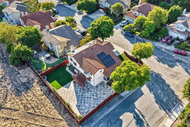 2729 Mira Bella Circle, Morgan Hill, CA 95037
