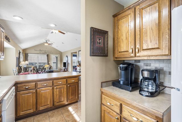 5 Bermuda Drive 5, Branson West, MO 65737