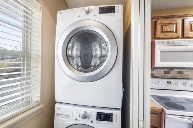 5 Bermuda Drive 5, Branson West, MO 65737