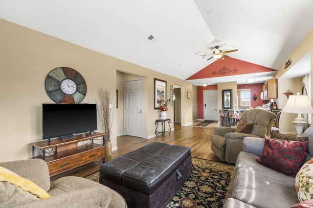 5 Bermuda Drive 5, Branson West, MO 65737