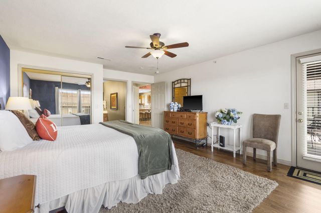 5 Bermuda Drive 5, Branson West, MO 65737