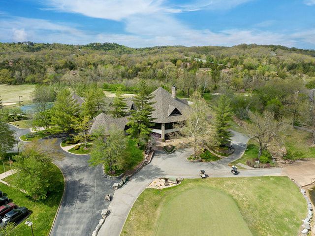5 Bermuda Drive 5, Branson West, MO 65737